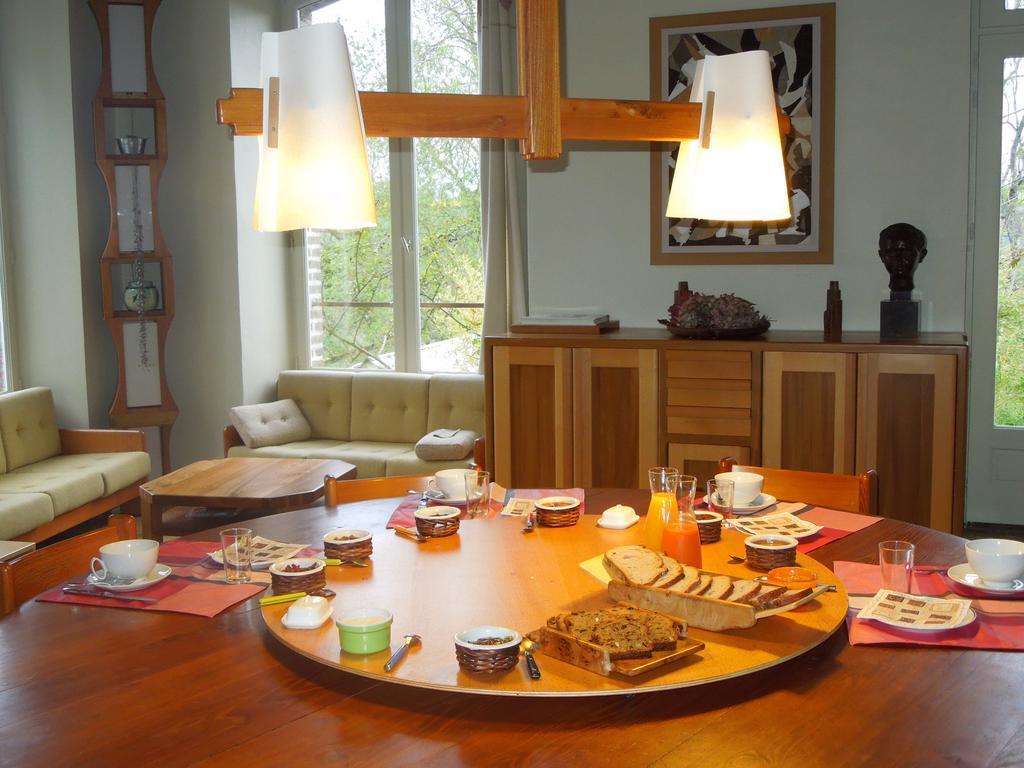 Bed and Breakfast Carrefour De L'Ormeau Mondoubleau Exterior foto